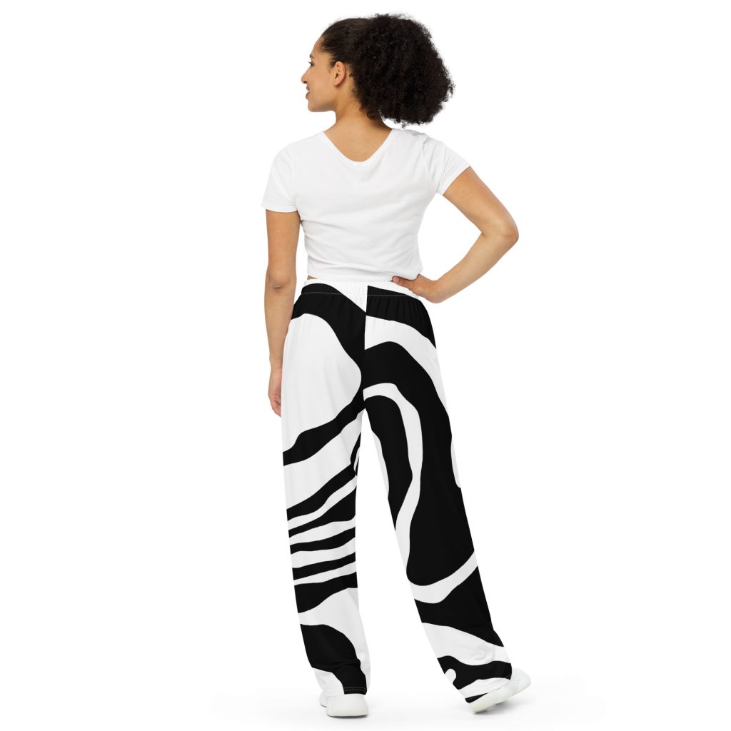 Zebra Wide-Leg Pants Schwarz-Weiß von SNAZZY CLOTHING – Rückansicht
