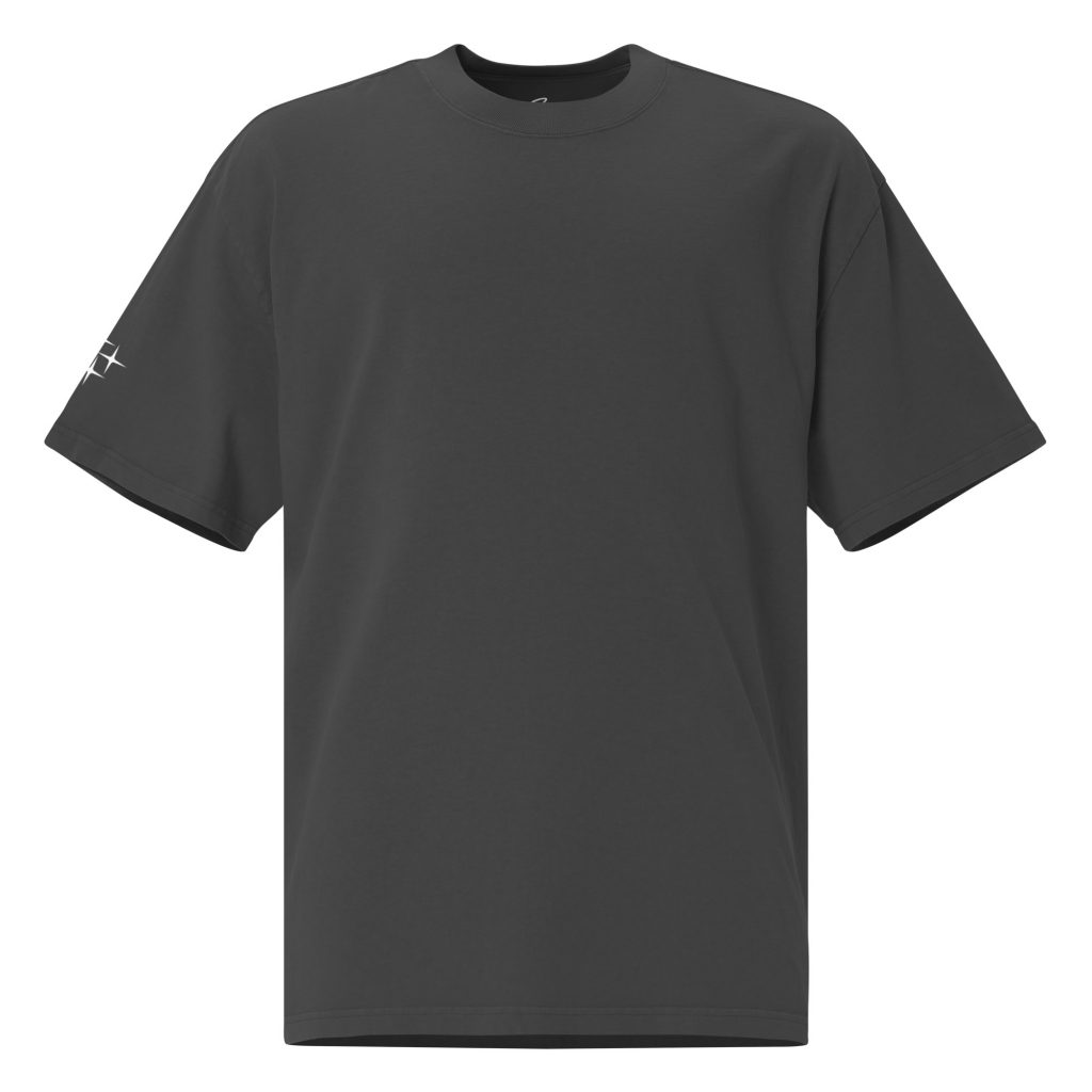 Butterfly Oversized Faded T-Shirt Schwarz von SNAZZY CLOTHING – Vorderansicht