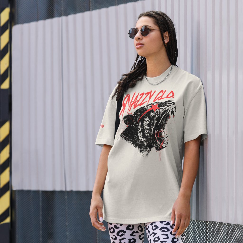 Viliancy Oversized Faded T-Shirt Beige von SNAZZY CLOTHING – Vorderansicht