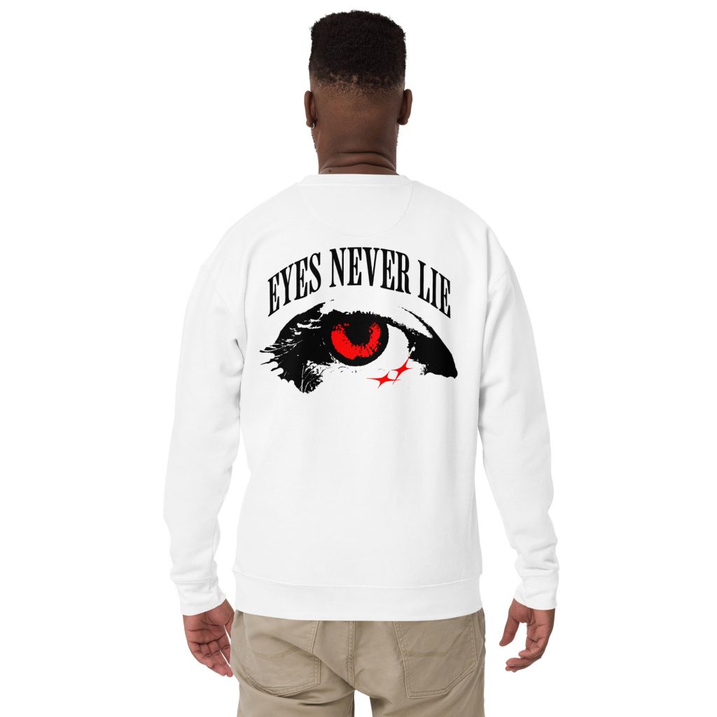 Eyes Never Lie Light Sweater Weiß von SNAZZY CLOTHING – Rückansicht
