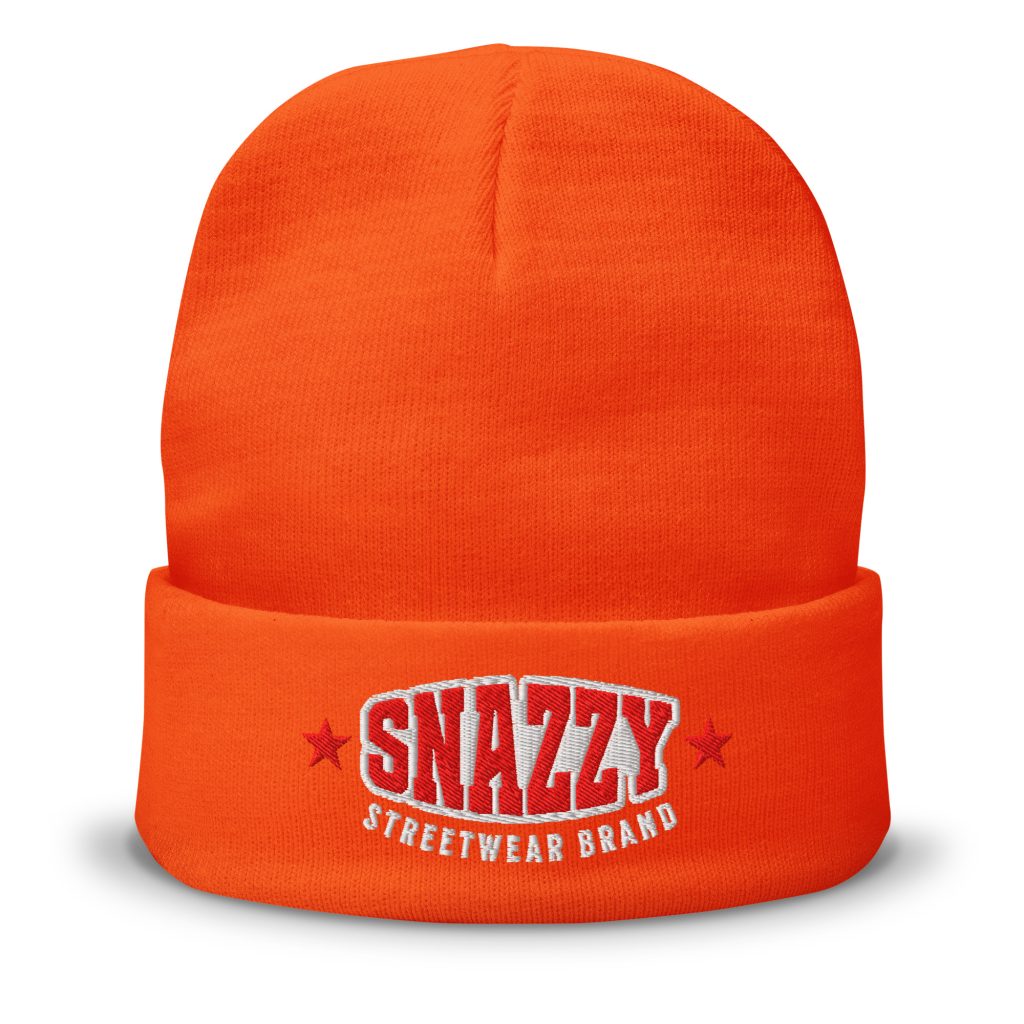 Strong Cuffed Beanie Neonorange von SNAZZY CLOTHING – Vorderansicht mit SNAZZY-Stick