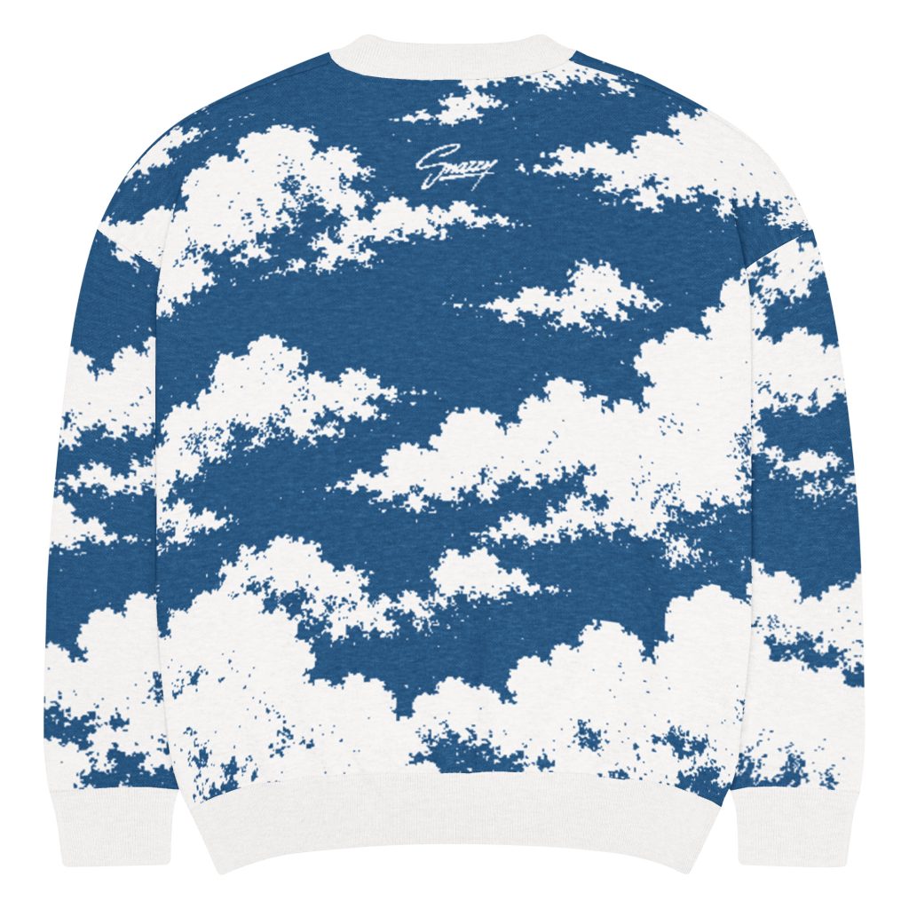 CLOUDS KNITTED CREWNECK SWEATER Blau-Weiß von SNAZZY CLOTHING – Rückansicht mit Snazzy-Schriftzug